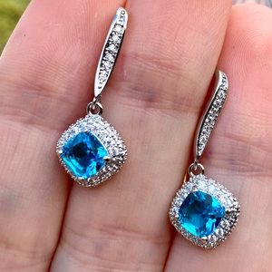 NEW 925 Sterling Silver Beautiful Earrings